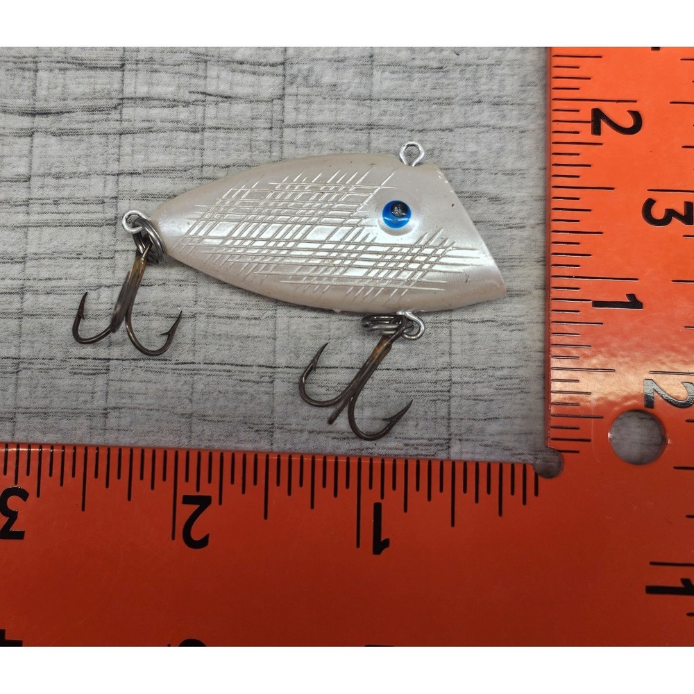 Vintage Whopper Stopper Bayou Boogie Fishing Lure Pearl White Silver Scale 2.5"